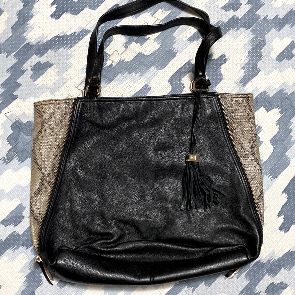 Stella & Dot Switch leather tote